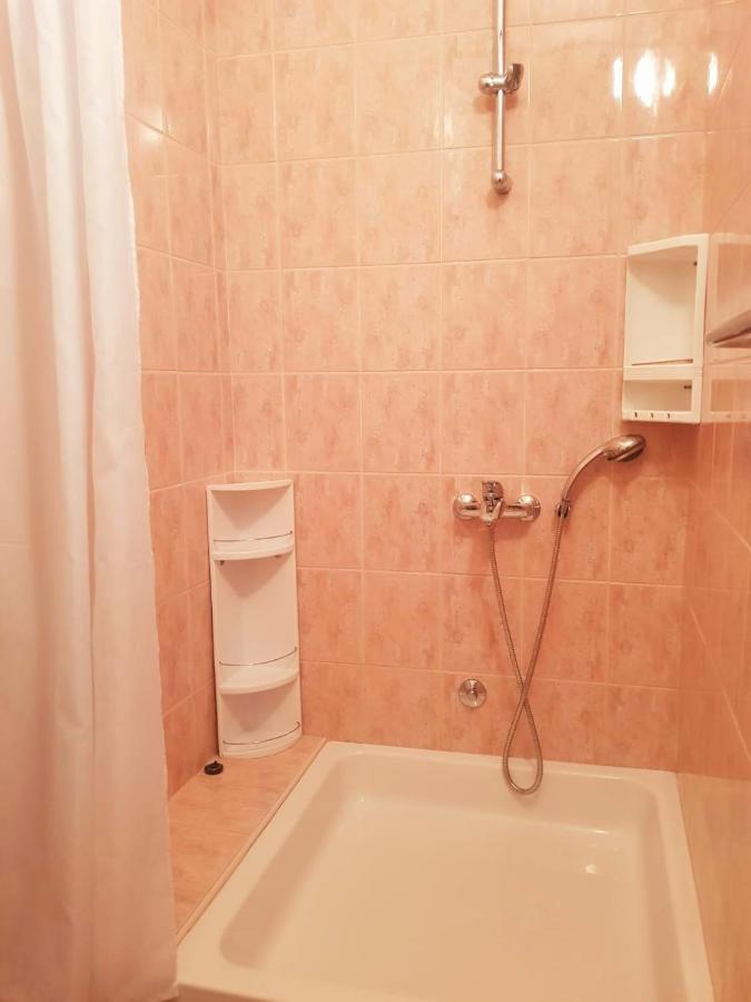 Apartment Dalma Podgora Exterior photo
