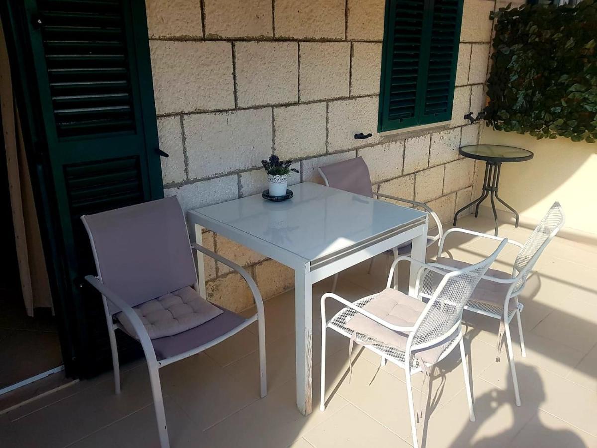 Apartment Dalma Podgora Exterior photo