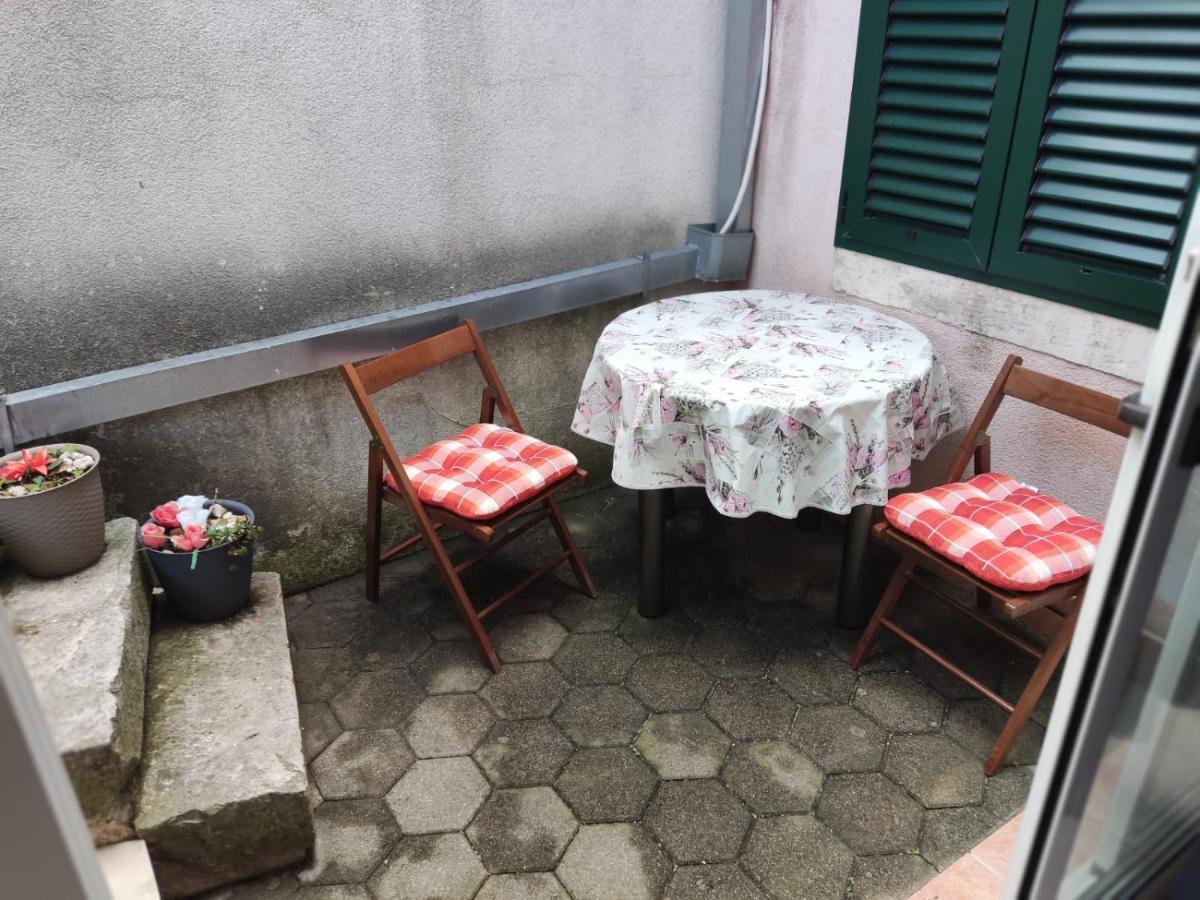 Apartment Dalma Podgora Exterior photo
